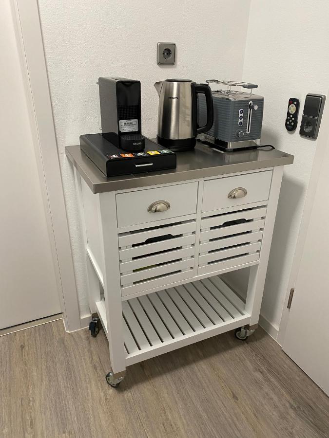 1,5 Zimmer Apartment In S-Bahn Naehe, 35 Qm, Max 4 Pers, Zentral, Private Terasse, Internet 250 Mbit غارتنغن المظهر الخارجي الصورة