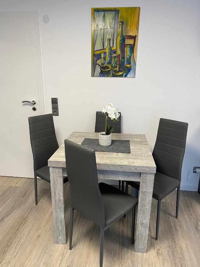 1,5 Zimmer Apartment In S-Bahn Naehe, 35 Qm, Max 4 Pers, Zentral, Private Terasse, Internet 250 Mbit غارتنغن المظهر الخارجي الصورة