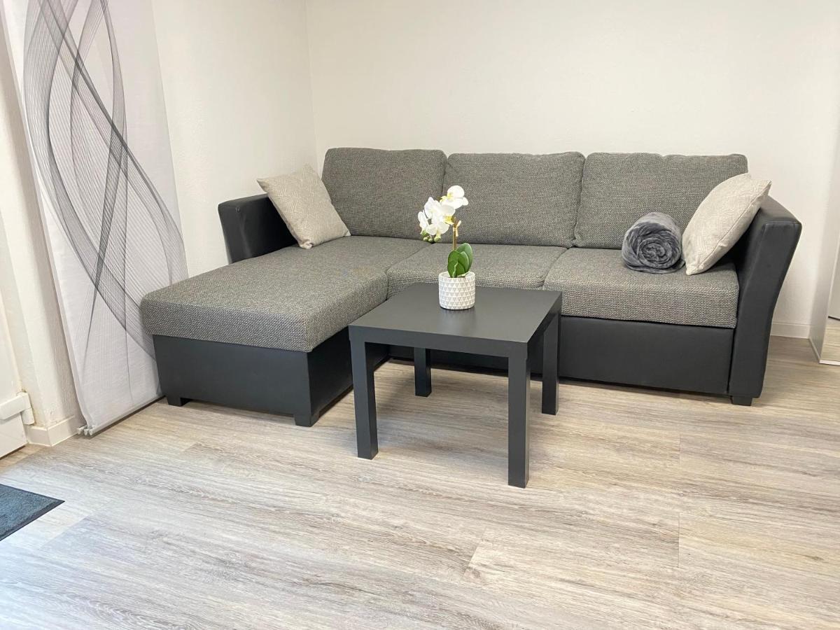 1,5 Zimmer Apartment In S-Bahn Naehe, 35 Qm, Max 4 Pers, Zentral, Private Terasse, Internet 250 Mbit غارتنغن المظهر الخارجي الصورة
