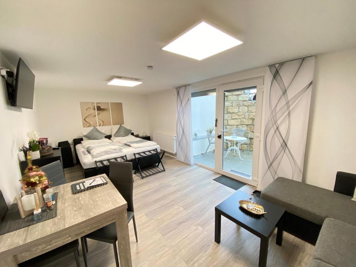 1,5 Zimmer Apartment In S-Bahn Naehe, 35 Qm, Max 4 Pers, Zentral, Private Terasse, Internet 250 Mbit غارتنغن المظهر الخارجي الصورة